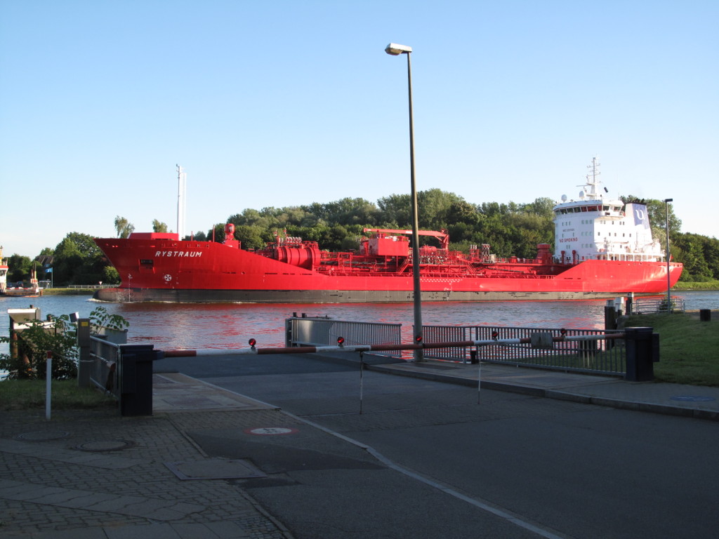 Schiffe gucken in Sehestedt 