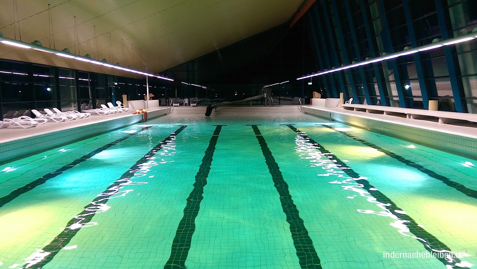 SchwimmbadArneJacobsenBurgtiefe